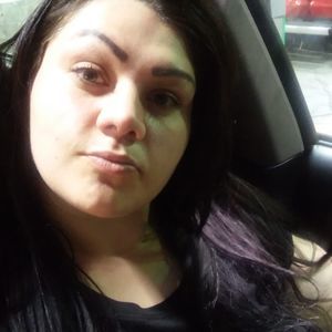 Meet your Posher, Lacey